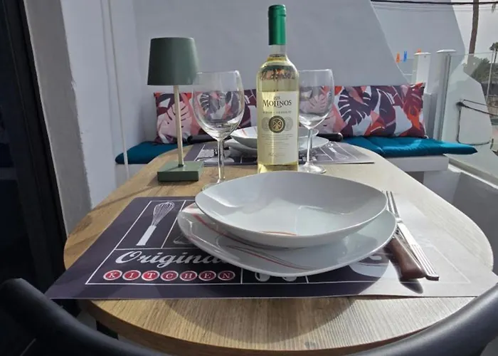 Апартаменты Adriana House 50 Metros Al Mar *