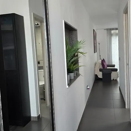 Adriana House 50 Metros Al Mar Apartman